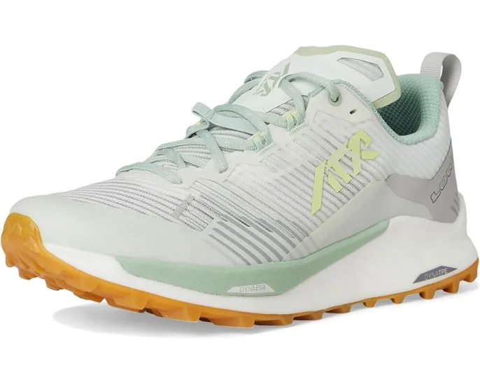 Трейловые кроссовки Lowa Madrix с карбоновой пластиной и подошвой Vibram