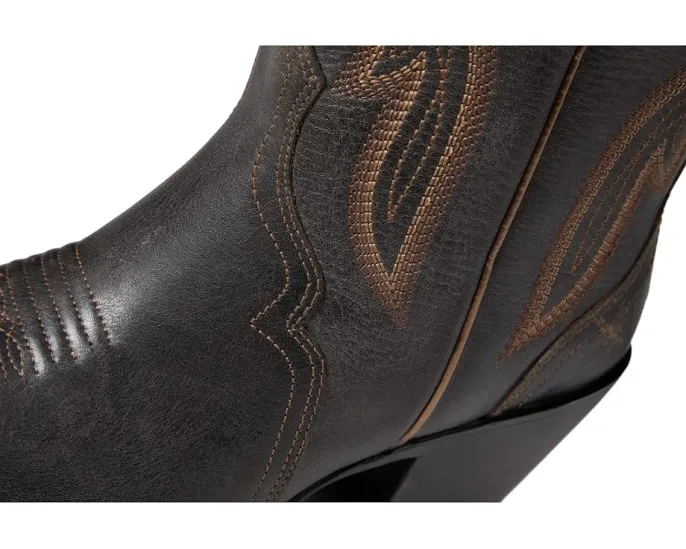 Женские ковбойские сапоги Ariat Belinda StretchFit черного цвета с вытяжкой