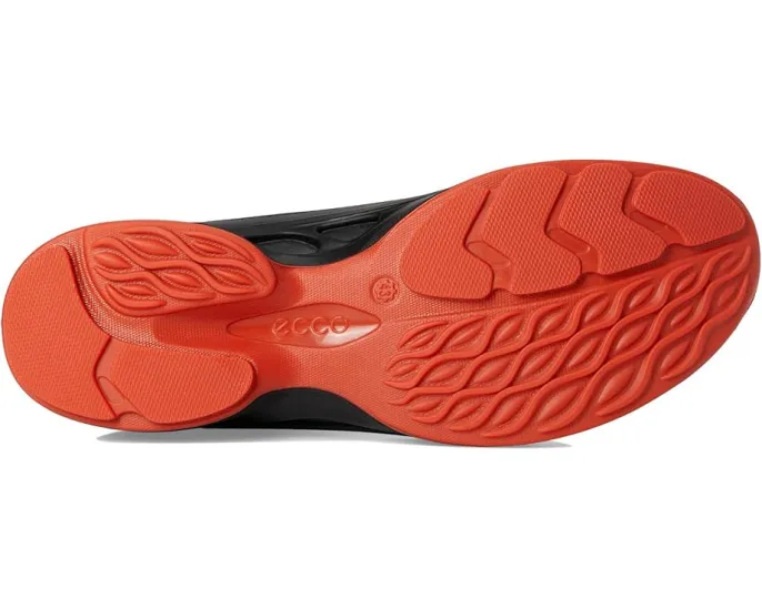 Кроссовки ECCO BIOM FJUEL Zephyr с технологией NATURAL MOTION® из натуральной кожи