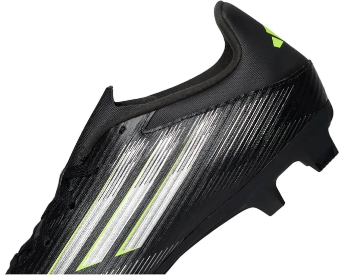 Футбольные бутсы adidas F50 Club для твердого и смешанного грунта