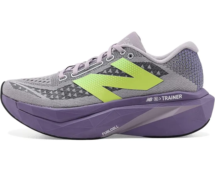 Беговые кроссовки New Balance FuelCell SuperComp Trainer v3 с карбоновой пластиной