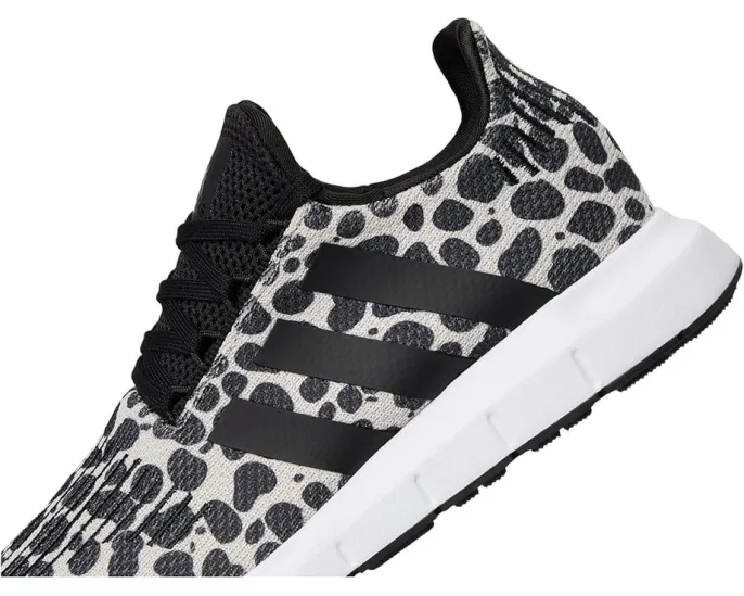 Беговые кроссовки Adidas Swift Run 1.0 с резиновым верхом и подошвой