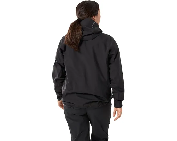 Куртка Arc'teryx Beta с технологией GORE-TEX и водоотталкивающими молниями