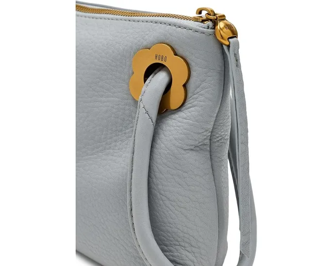 Косметичка Daisy Daze Large Wristlet с ручкой и узором цветов