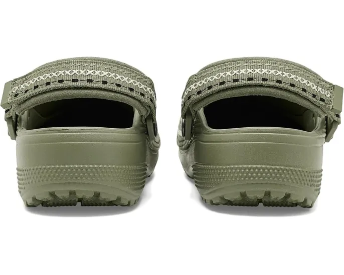 Сабо Classic Crafted Canvas Vegan Suede Stitch от Crocs