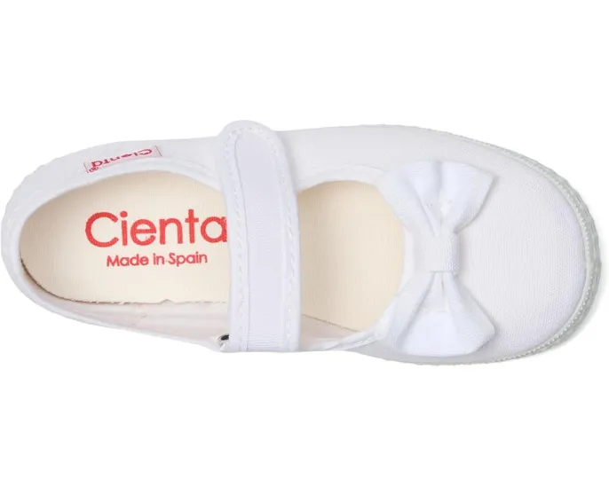 Детские туфли Cienta 56060 с бантиком и застежкой на липучке
