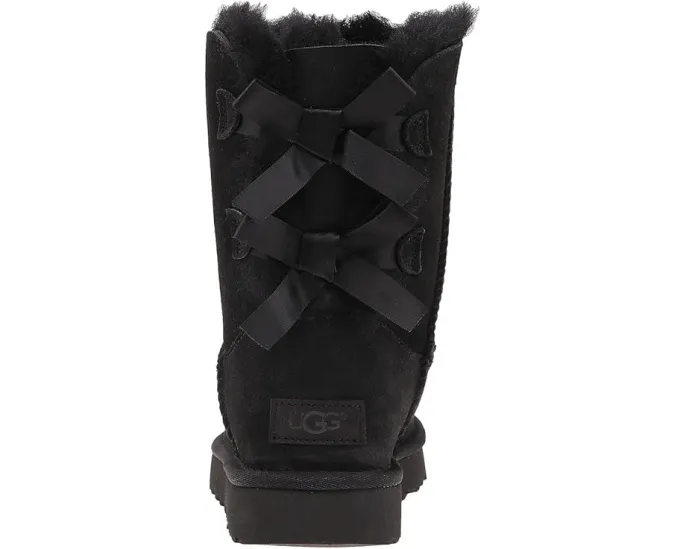 UGG Bailey Bow II угги со шнуровкой сзади и подошвой Treadlite