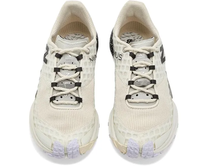 Трейловые кроссовки New Balance Minimus Trail v1 с технологией FuelCell и подошвой AT Tread