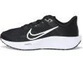 Беговые кроссовки Nike Quest 6 с дышащим верхом и мягкой промежуточной подошвой