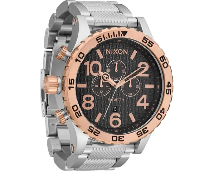 Nixon 51-30 Chrono с хронографом и водонепроницаемостью 300 метров