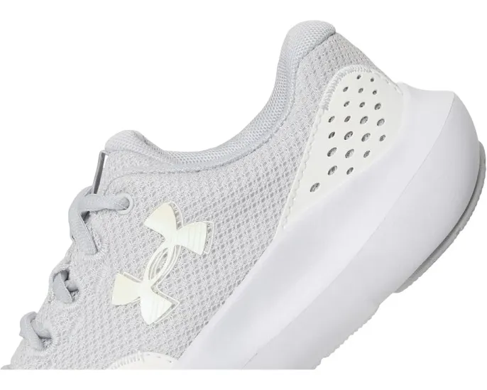 Детские кроссовки Under Armour Surge 4 с энергоотдающей межподошвой