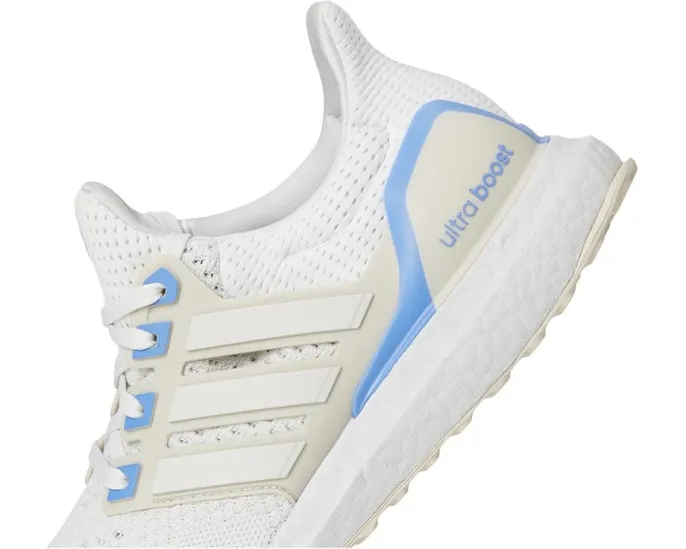 Кроссовки Adidas Ultraboost 1.0 с технологией BOOST и верхом PRIMEKNIT