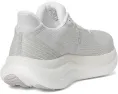 Беговые кроссовки Saucony Triumph 23 с максимальной амортизацией PWRRUN PB