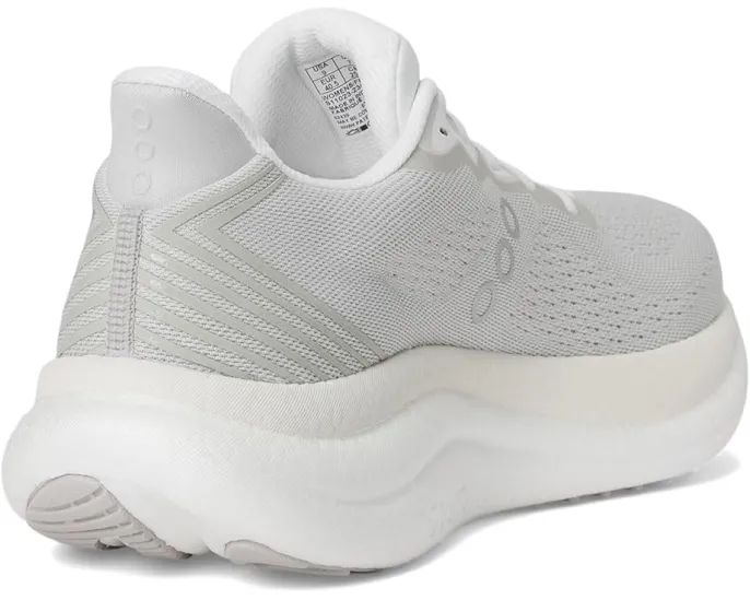 Беговые кроссовки Saucony Triumph 23 с максимальной амортизацией PWRRUN PB