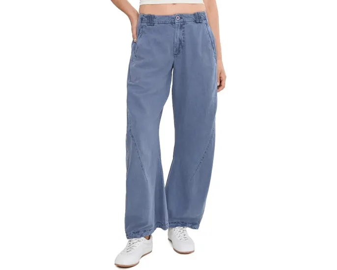 Free People брюки чинос Spotlight Washed Barrel из коричневого хлопка