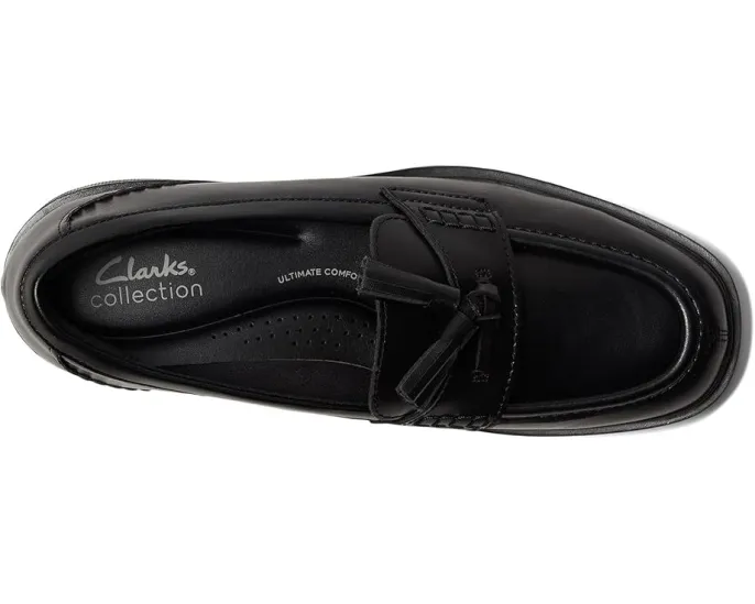 Лоферы Clarks Lauryl Tassel с кисточкой и квадратным каблуком
