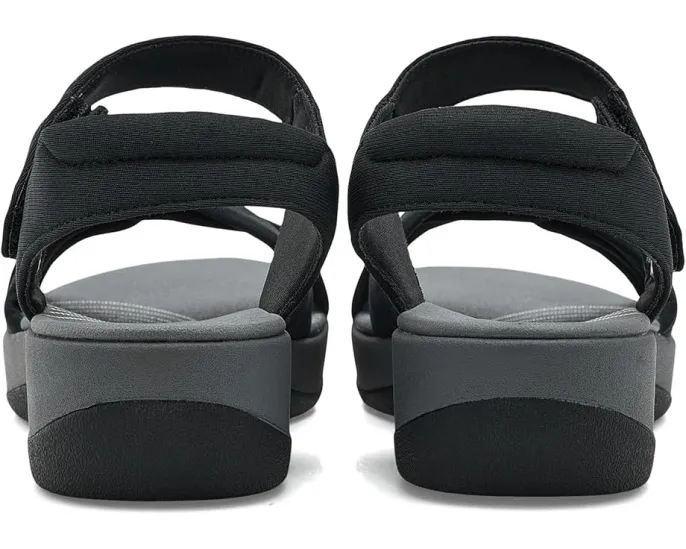 Сандалии Arla Daisy с мягкой стелькой и регулируемой застежкой Clarks