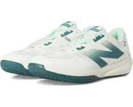 Теннисные кроссовки New Balance 796v4 с технологией FuelCell и прочной подошвой