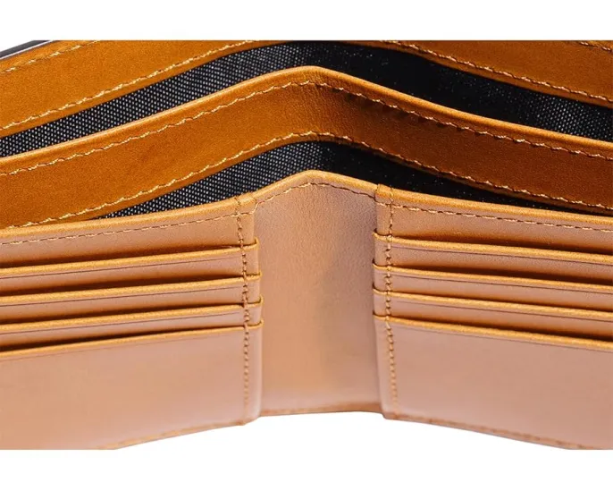 Восьмикарманный кошелек Bosca Britan Deluxe Executive из кожи