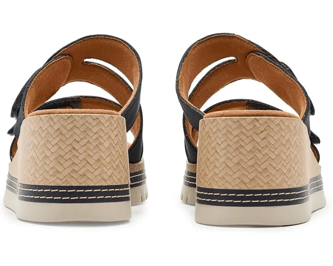 Сандалии Clarks Kidiki Cove на платформе с застежкой велькро