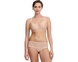Бюстгальтер Ace Covering Spacer с кружевными вставками и косточками Chantelle