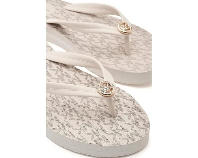 MICHAEL Michael Kors шлепанцы Posie с тонким клином и фирменным шармом
