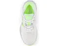 Теннисные кроссовки FuelCell 796V4 с энергоотдачей от New Balance