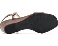 Сандалии LifeStride Sawyer Strappy с регулируемым ремешком на щиколотке и клиновидным каблуком