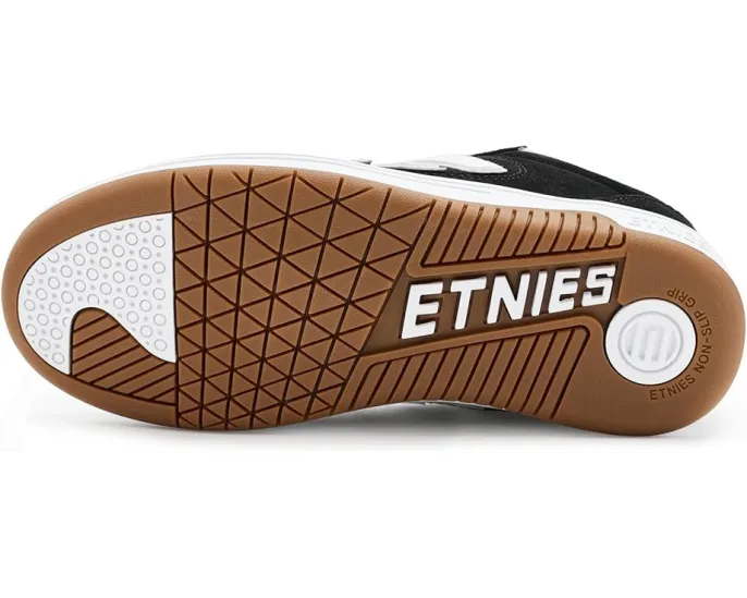 Кроссовки для скейтбординга etnies Locut с верхом из замши