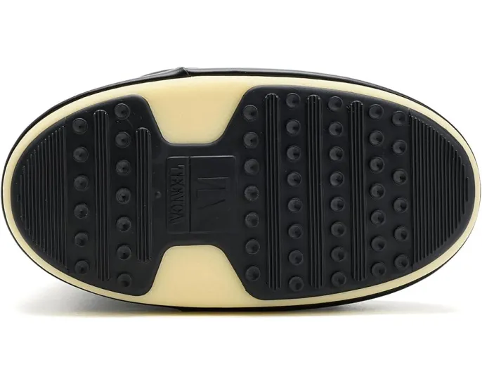 Ботинки MOON BOOT Icon Nylon в ретро-футуристическом стиле