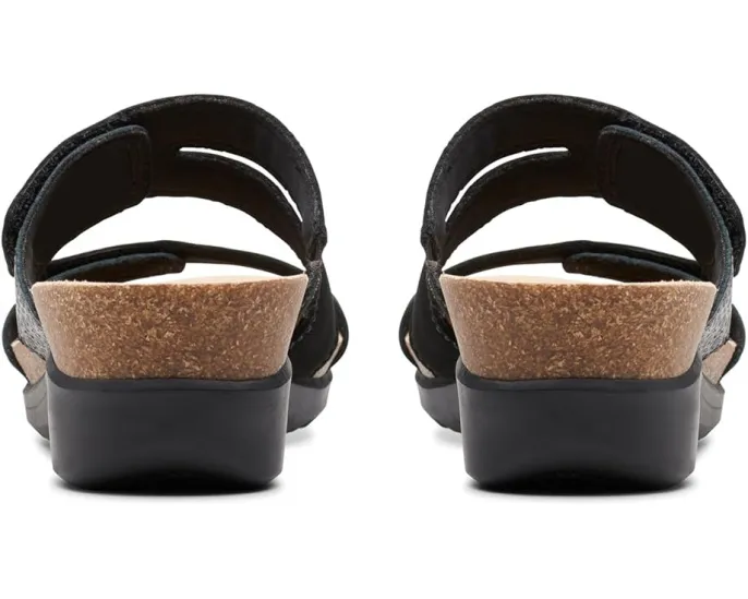 Босоножки Clarks Calenne Maye на микроклине с застежкой велькро