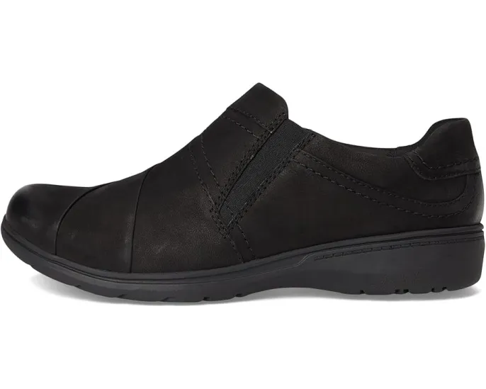 Слипоны Clarks Carleigh Abby из премиальной кожи с эластичной вставкой