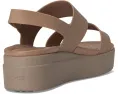 Сандалии Crocs Brooklyn Low Wedge на платформе с технологией LiteRide