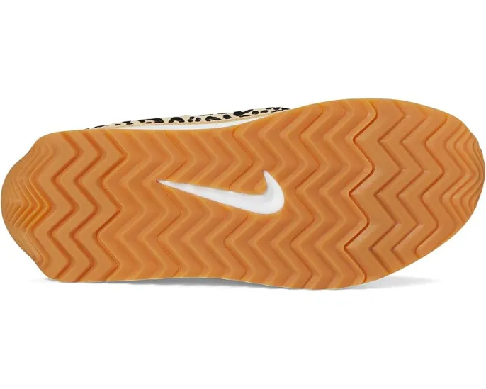 Кроссовки Nike Pacific Leather SE из кожи с пеной в промежуточной подошве