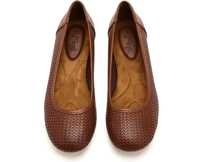 Балетки Tamika с тисненым верхом и мягкой подкладкой от EuroSoft