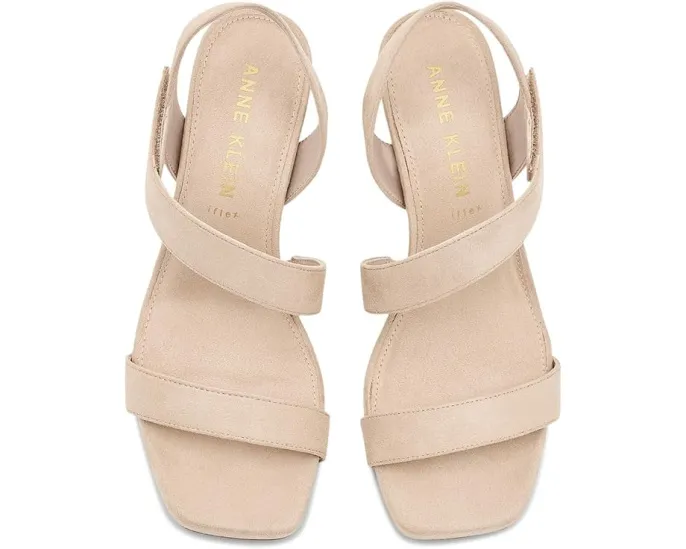 Босоножки Anne Klein Justin из стрейч-материала на каблуке-рюмочке