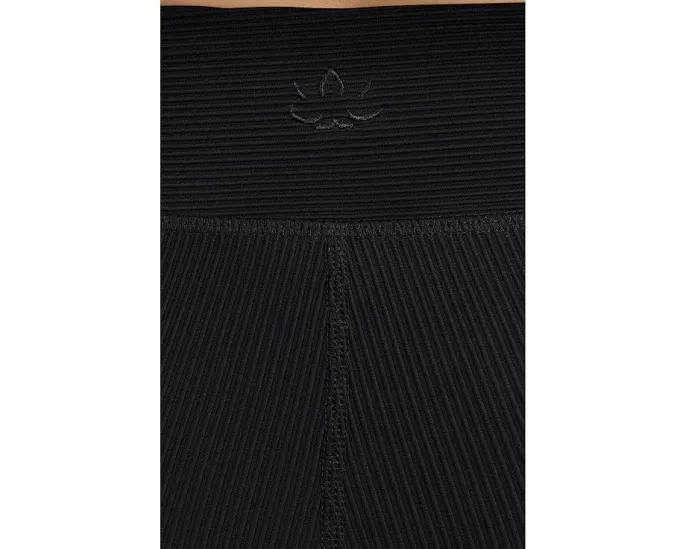 Велосипедки Beyond Yoga Impulse Ribbed с V-образным поясом и компрессией