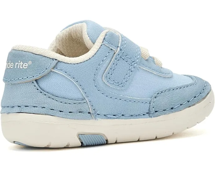 Экологичные кроссовки Stride Rite Soft Motion Sprout 2.0 из переработанных материалов