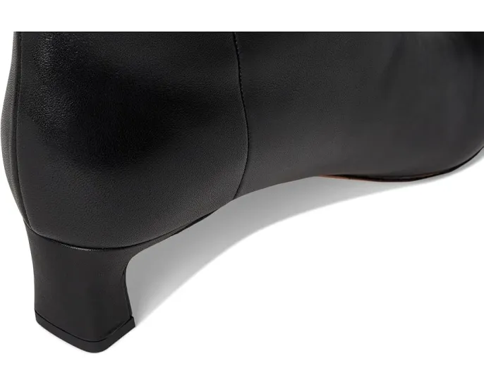 Высокие сапоги Vince Harlan с квадратным носком на удобном каблуке