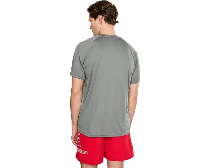 Футболка Nike Essential для плавания с коротким рукавом и защитой UPF 40+