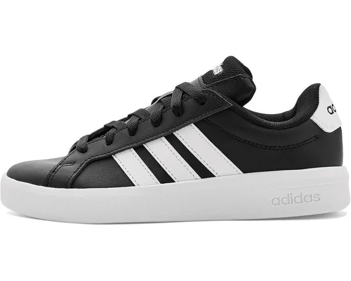 Детские кроссовки adidas Grand Court 3.0 с круглым носком и резиновой подошвой
