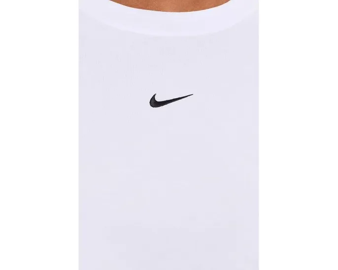 Кроп футболка Nike Sportswear Classic с коротким рукавом