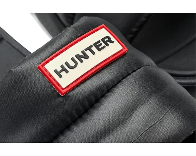 Сланцы Coast от Hunter с анатомической стелькой и стеганым верхом