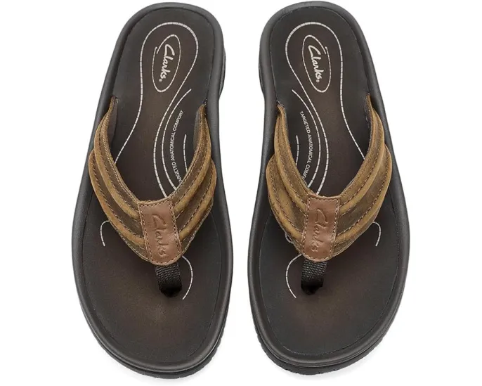 Кожаные шлепанцы Clarks Wesley Surf с подошвой из ЭВА
