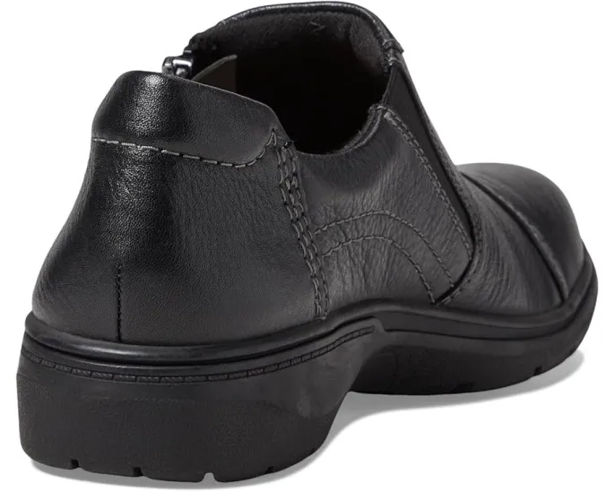 Туфли Clarks Carleigh Ray на плоской подошве с кожаным верхом и молнией