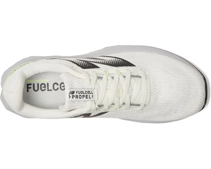Повседневные тренировочные кроссовки New Balance FuelCell Propel v5 с TPU пластиной