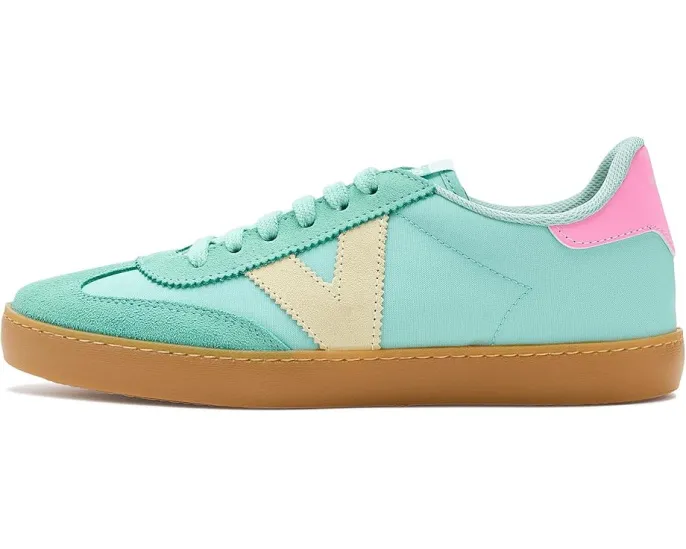 Кроссовки Victoria Berlin из переработанных материалов с логотипом V