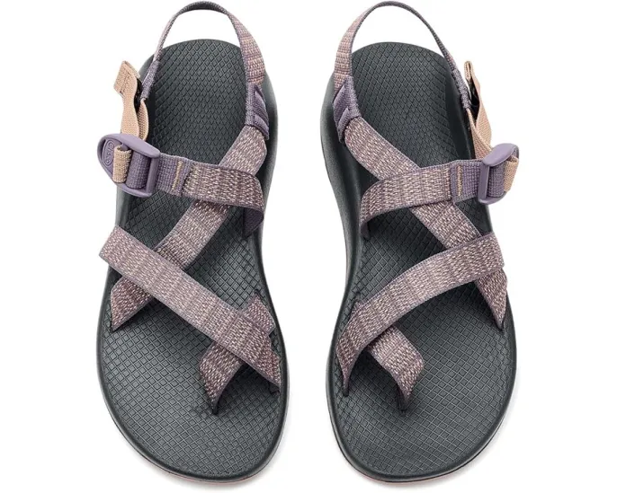 Сандалии Chaco Z2 Classic с регулируемыми ремешками и стелькой LUVSEAT