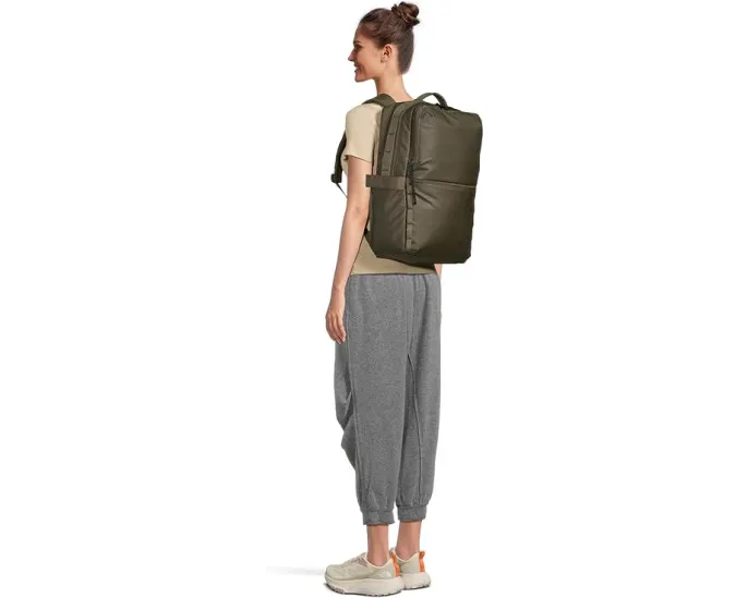 Рюкзак Base Camp Voyager Daypack для походов и поездок от The North Face