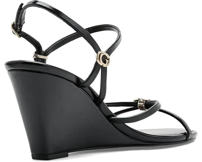 Туфли GUESS Devve на высоком каблуке с ремешком на щиколотке